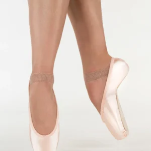Suffolk Sterling pointe shoes in pink satin from the Corps de Ballet Collectio